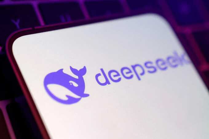 DeepSeek взломали: данные и чаты пользователей утекли