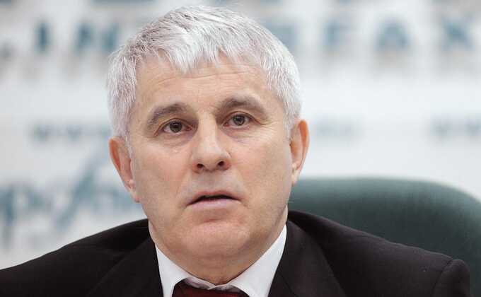 Бывшего сенатора и экс-главу «Башнефти» Виктора Хорошавцева заочно арестовали по делу о хищении 8,8 миллиарда рублей