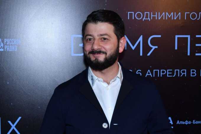Продюсер раскрывает истинную причину развода Галустяна с женой