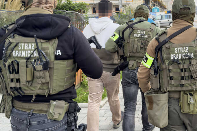 В Польше раскрыли банду, легализующую иностранцев через фиктивные займы