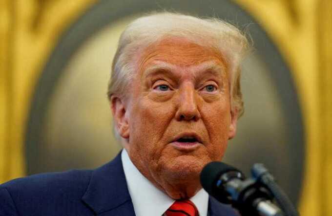 Трампа обвиняли в домогательствах после многолетней дружбы с Эпштейном