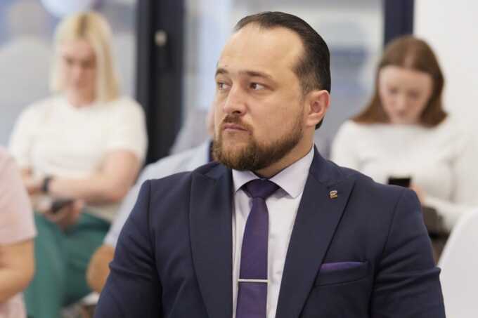 Спикер Гордумы Томска ответил резкой реакцией на вопросы по мусору